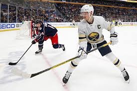 英超积分榜：曼城只差枪手2分 切尔西掉队埃弗顿坐火箭